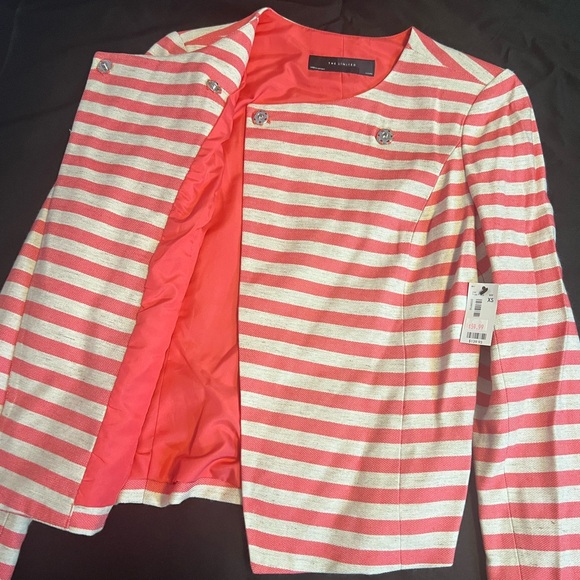 The Limited Coral and Cream Striped Blazer - Picture 4 of 6